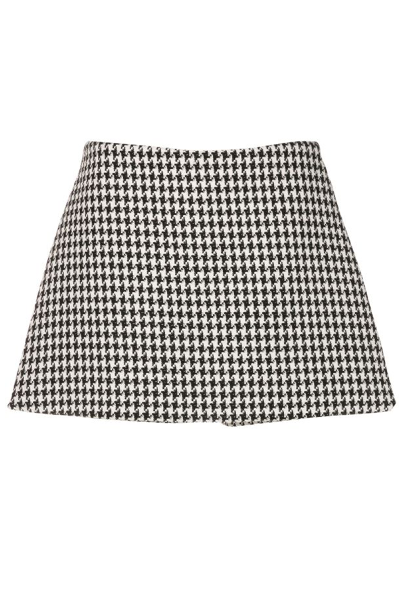 Frani Tailored Skirt Shorts Black-White