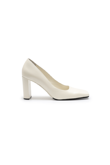 Madrad Leather Pumps Off White