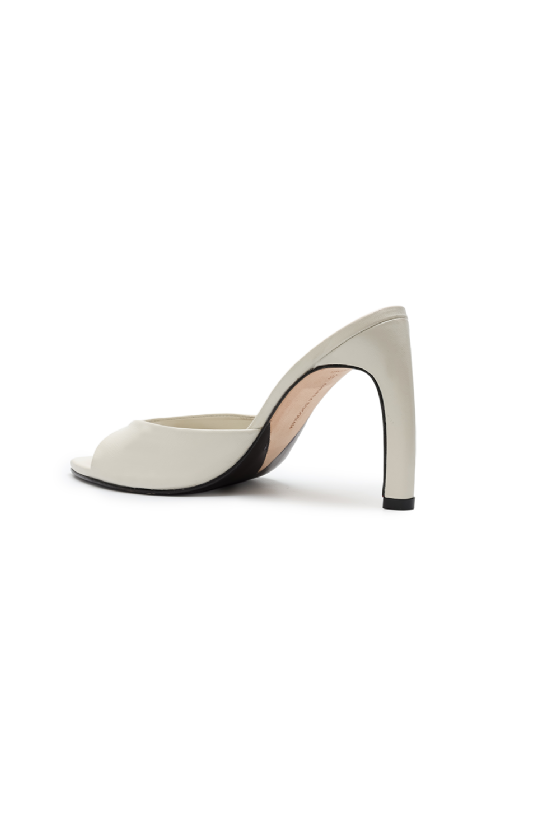 Maddo Leather Sandal Off White
