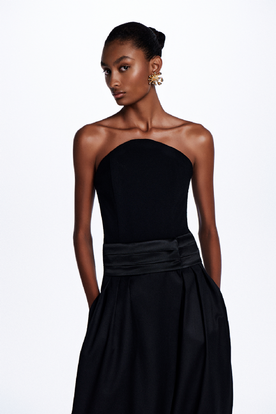 Daisy  Triangle Crepe Top Black